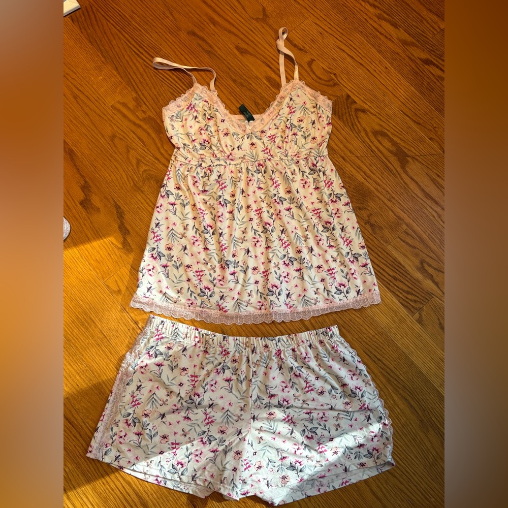 Brand New Laura Ashley Pink and White Floral Pajama Set
